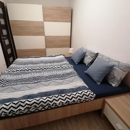 Tincha Apartment Piran Bagian luar foto